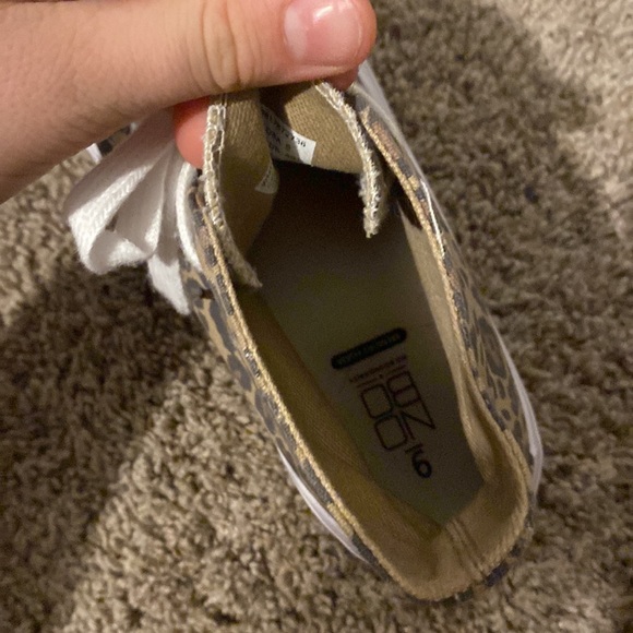 High tops - Picture 4 of 4